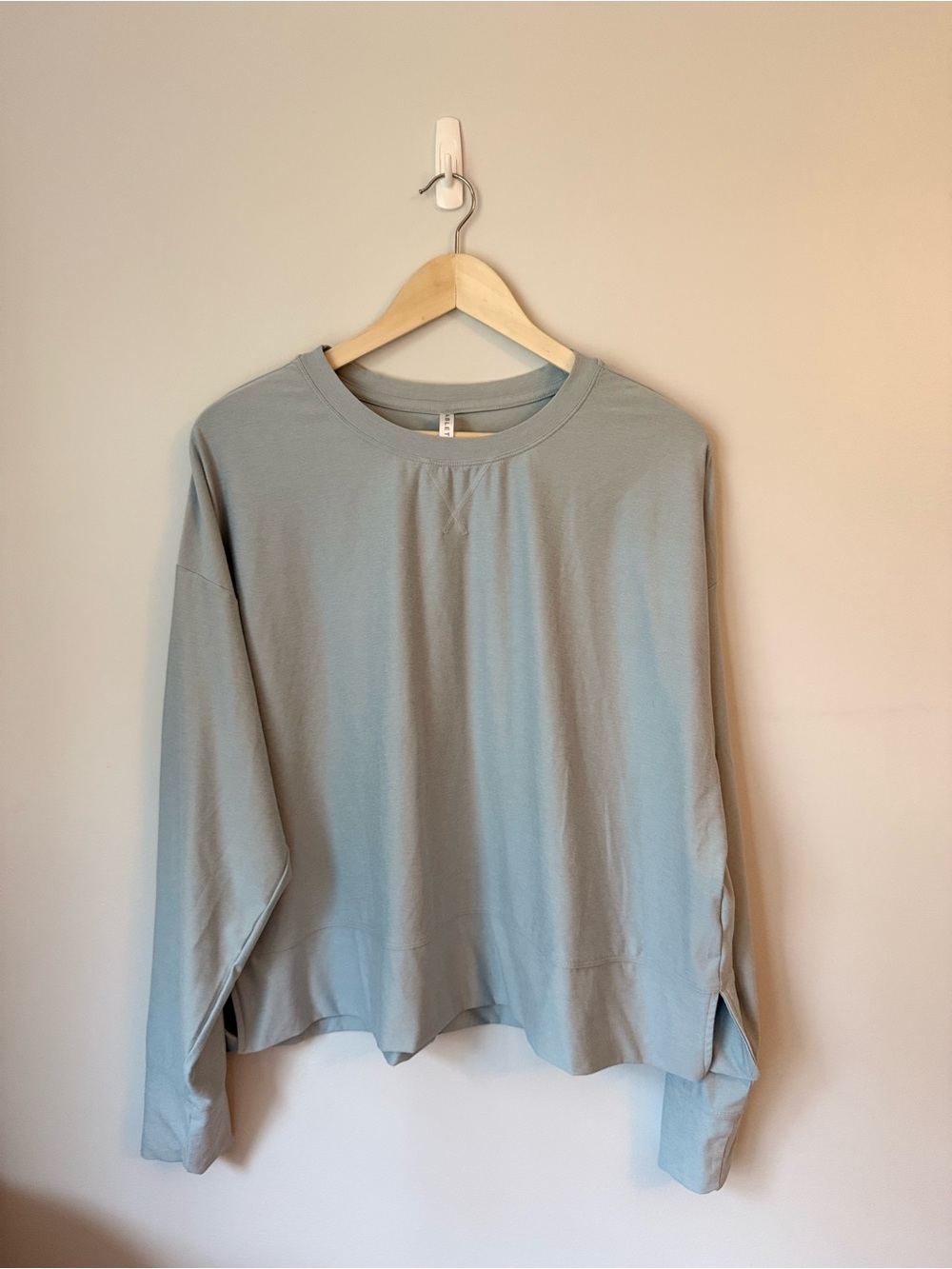 Fabletics Cloud Jersey Boxy Long-Sleeve Top